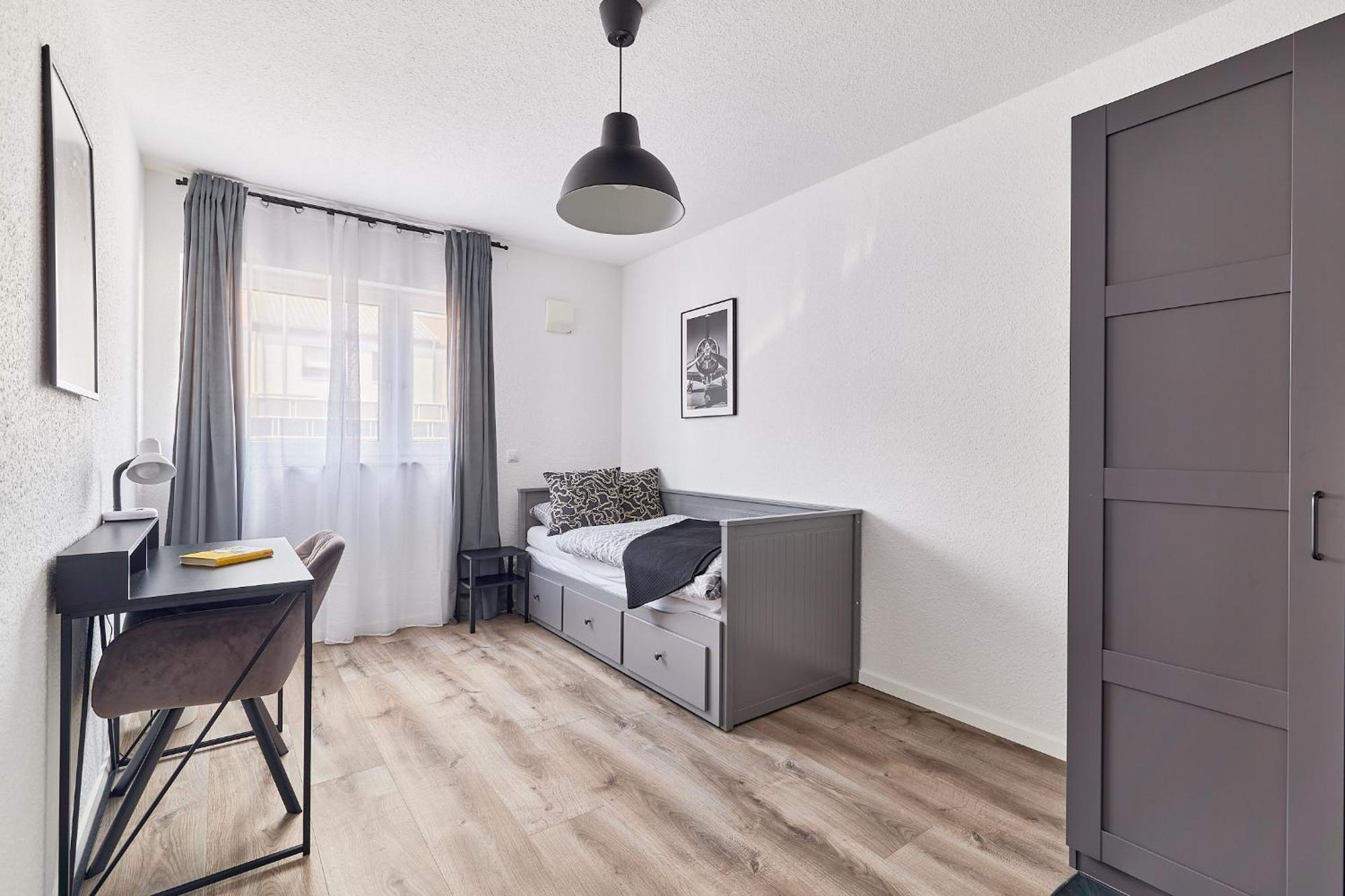 Elegantes 2 Neubau Lage *